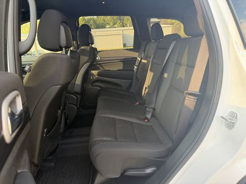 Used 2021 Jeep Grand Cherokee Laredo image 11