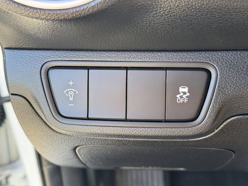 Certified 2023 Kia Forte LXS image 26