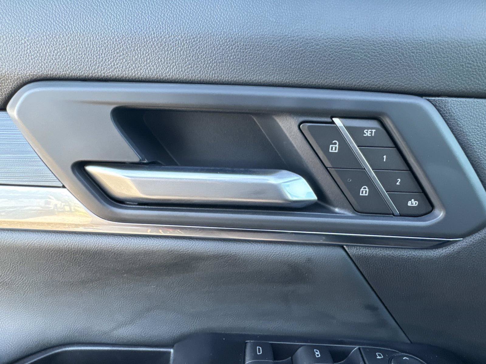 New 2027 GMC Terrain Elevation FWD image 20