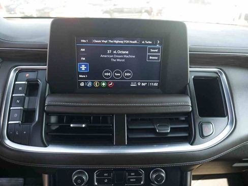 Used 2022 Chevrolet Tahoe LS image 26