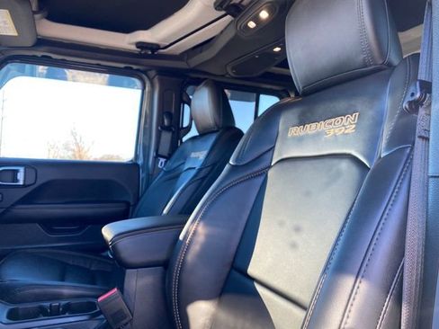 Used 2025 Jeep Wrangler Unlimited Rubicon 392 image 13