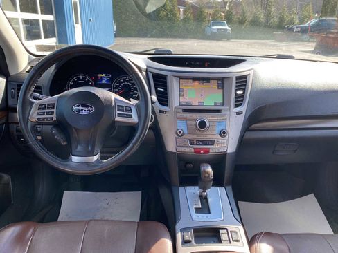 Used 2013 Subaru Outback 2.5i Limited image 7