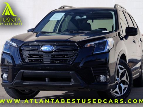 Used 2022 Subaru Forester Premium AWD/4WD image 1