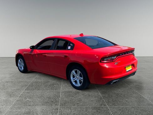 Used 2023 Dodge Charger SXT RWD image 3