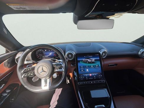 Used 2022 Mercedes-Benz SL 55 AMG 4MATIC image 14