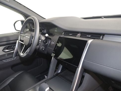 Used 2024 Land Rover Discovery Sport Dynamic SE AWD/4WD image 45