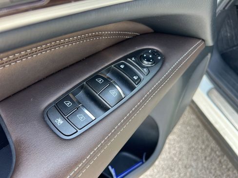 Used 2019 INFINITI QX60 Luxe w/ Sensory Package FWD image 31