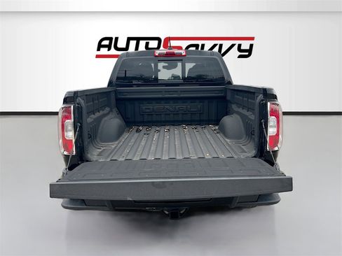 Used 2022 GMC Canyon Denali image 25