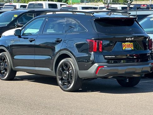 Used 2024 Kia Sorento SX Prestige w/ Sage Leather Package AWD/4WD image 6