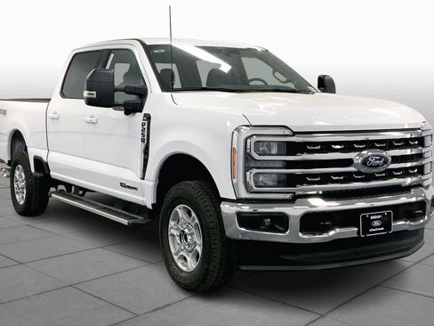 New 2026 Ford F250 XLT w/ XLT Premium Package image 2