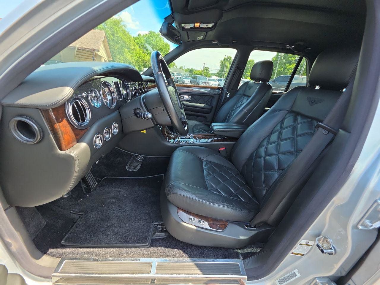 Used 2007 Bentley Arnage T RWD image 3