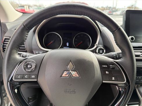Used 2025 Mitsubishi Eclipse Cross SE image 13
