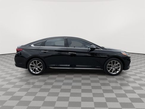 Used 2018 Hyundai Sonata Sport w/ Cargo Package FWD image 6