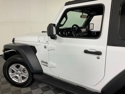 Used 2020 Jeep Wrangler Sport image 33