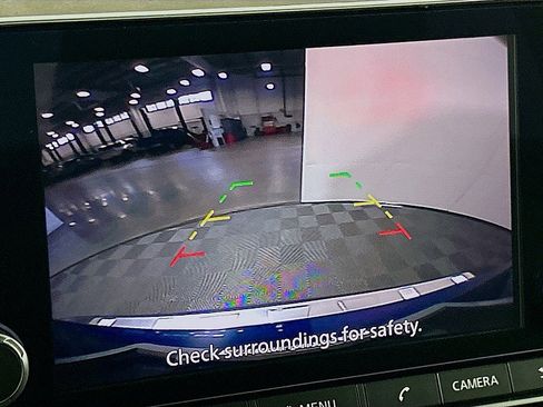 Used 2022 Nissan Rogue SV image 15