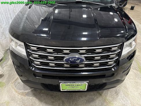 Used 2017 Ford Explorer 4WD w/ Class II Trailer Tow Package image 18
