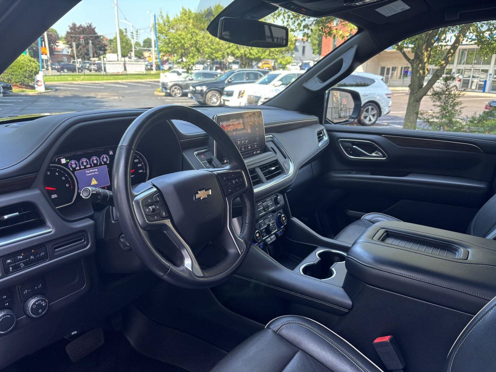 Used 2021 Chevrolet Tahoe Premier AWD/4WD image 8