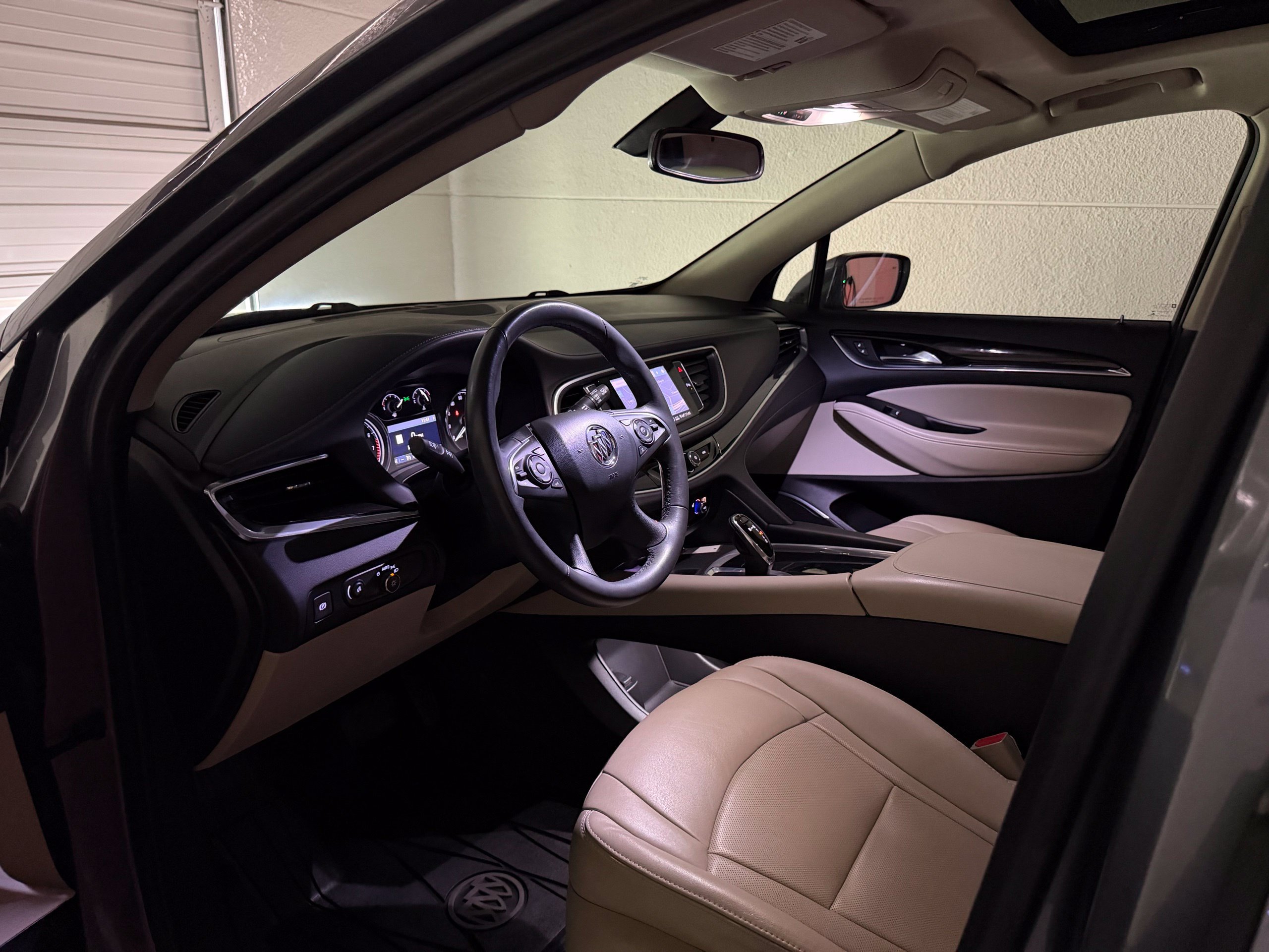 Used 2020 Buick Enclave Essence w/ Sound and Sites Package AWD/4WD image 56