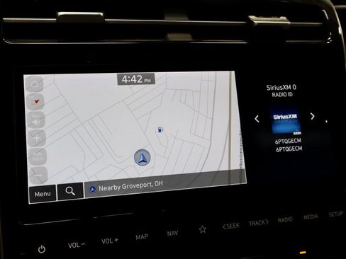 Certified 2024 Hyundai Tucson Limited AWD/4WD image 3