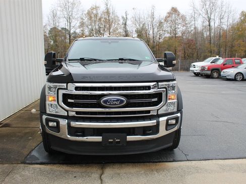 Used 2022 Ford F450 Lariat w/ Lariat Value Package image 11