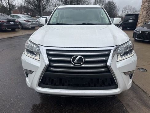 Used 2018 Lexus GX 460 Premium w/ Premium Package image 8
