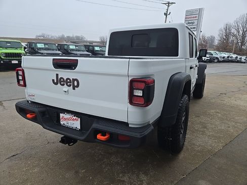 New 2026 Jeep Gladiator Mojave image 10