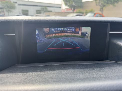 Used 2016 Lexus IS 350 RWD image 46