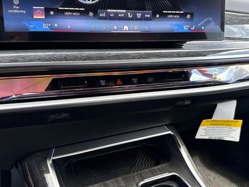 New 2025 BMW 760i xDrive AWD/4WD image 27