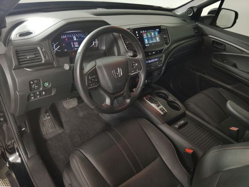 Certified 2023 Honda Passport TrailSport image 4