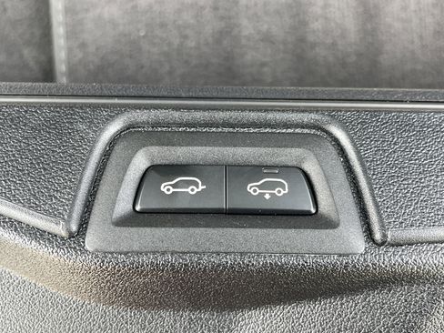 Used 2026 BMW X7 M60i image 31