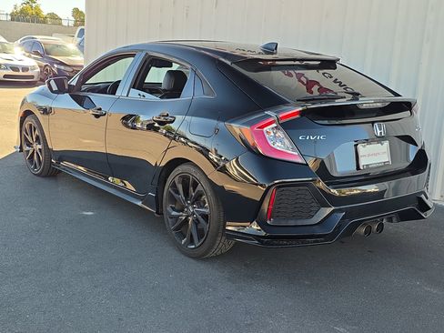 Used 2019 Honda Civic Sport Touring image 5
