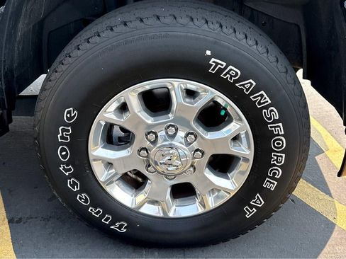 Used 2024 RAM 2500 Laramie AWD/4WD image 7