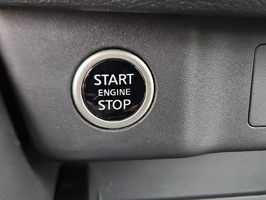 Certified 2023 Nissan Rogue SV AWD/4WD image 26
