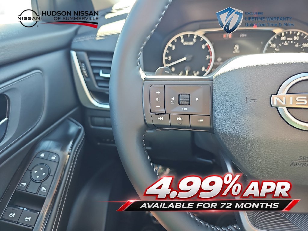 Used 2026 Nissan Rogue SV FWD image 18