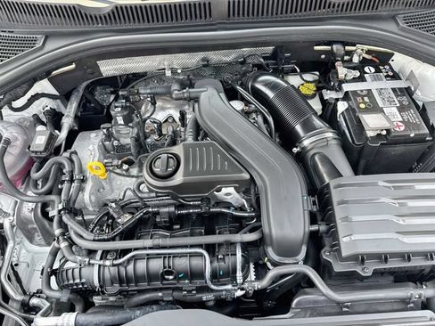 Used 2023 Volkswagen Jetta SE FWD image 35