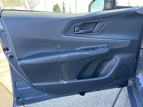 New 2026 Toyota Prius LE image 11