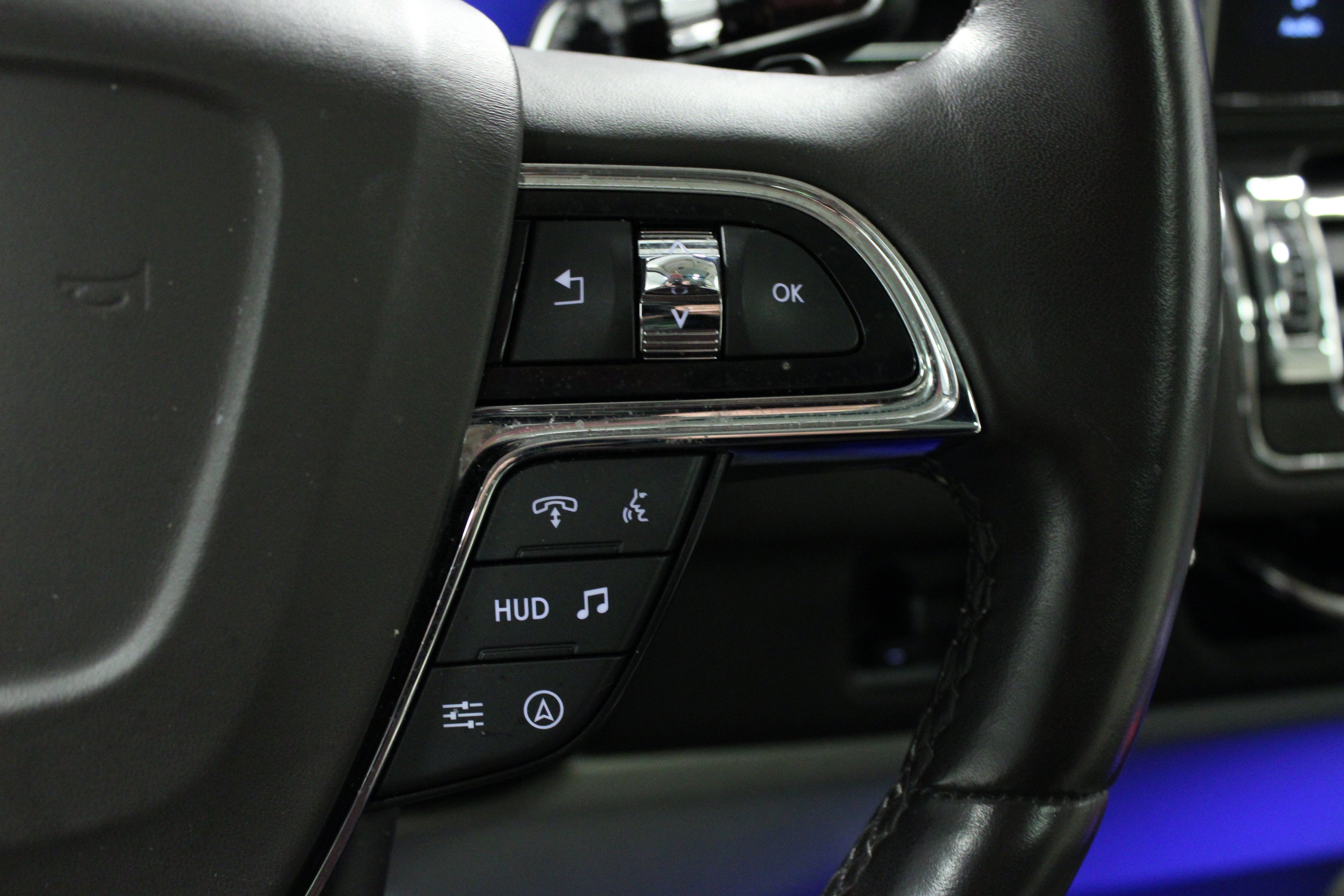 Used 2023 Lincoln Navigator Black Label AWD/4WD image 22