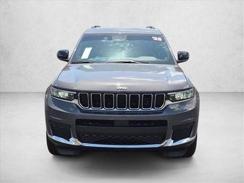 Used 2025 Jeep Grand Cherokee L Laredo AWD/4WD image 2