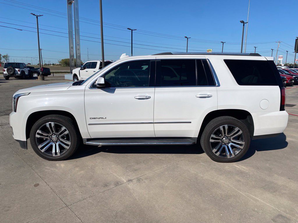 Used 2017 GMC Yukon Denali w/ Open Road Package RWD image 2
