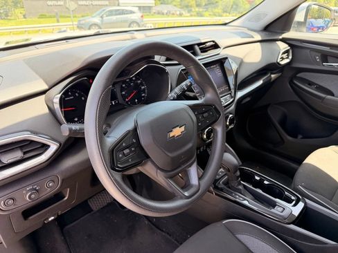 Used 2023 Chevrolet TrailBlazer LT w/ Convenience Package FWD image 28