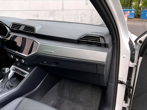 Certified 2024 Audi Q3 2.0T Premium AWD/4WD image 23