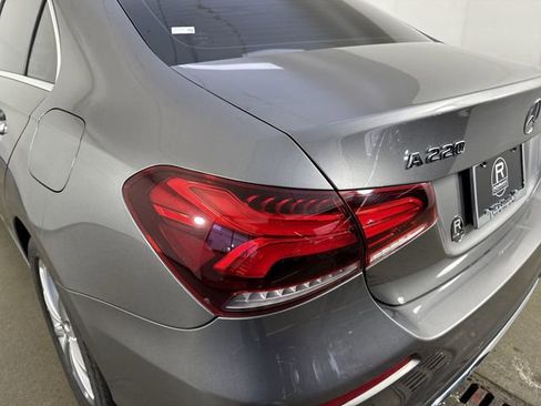 Used 2019 Mercedes-Benz A 220 image 31