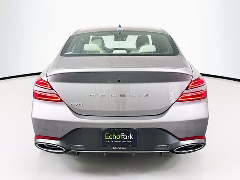 Used 2025 Genesis G70 2.5T RWD image 7