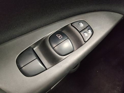 Used 2019 Nissan Sentra SV FWD image 27