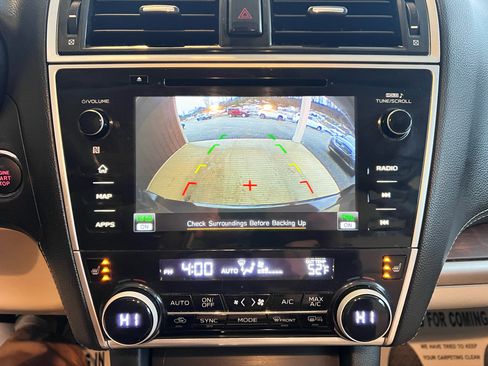 Used 2018 Subaru Outback 2.5i Limited image 14