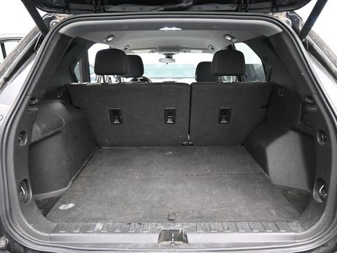 Used 2021 Chevrolet Equinox LT w/ Driver Convenience Package AWD/4WD image 24