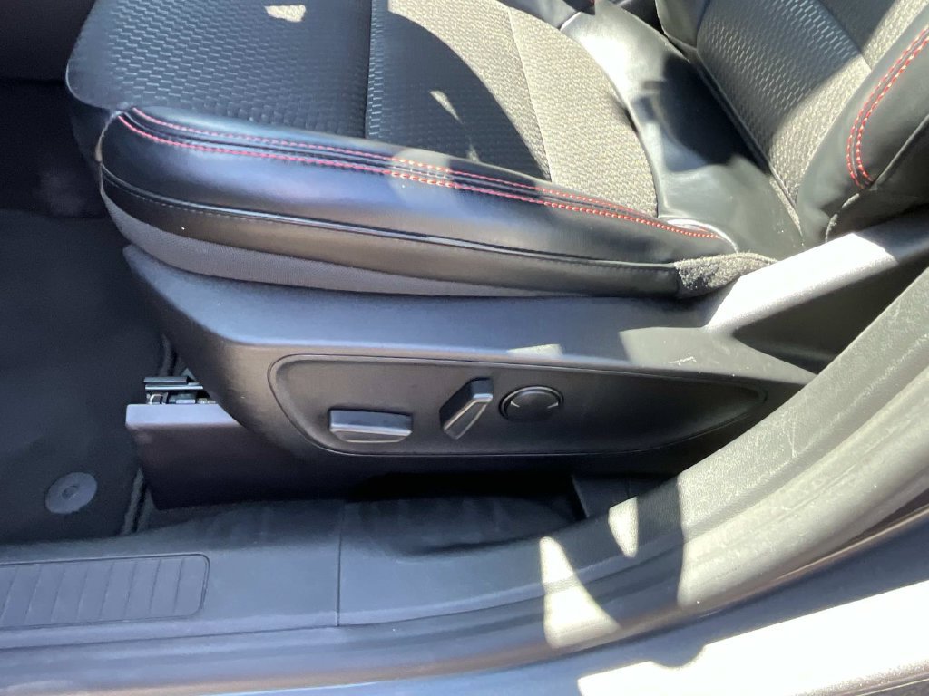 Used 2024 Ford Escape ST-Line w/ Tech Pack #1 FWD image 31