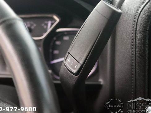 Used 2020 GMC Sierra 1500 SLT w/ SLT Premium Plus Package image 23