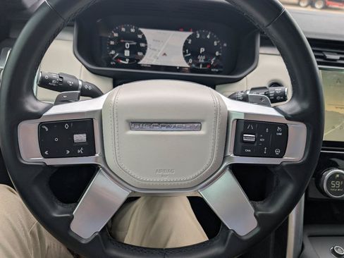 Used 2023 Land Rover Discovery HSE R-Dynamic AWD/4WD image 24