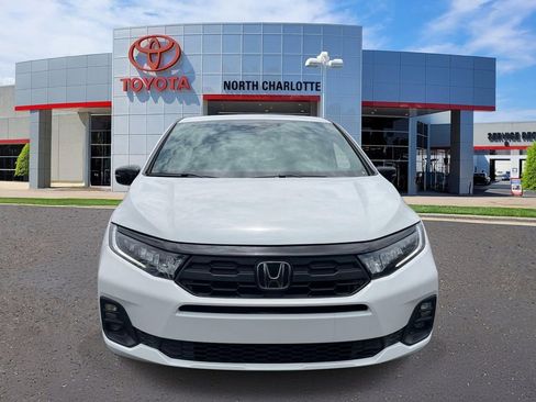 Used 2025 Honda Odyssey Sport-L image 2